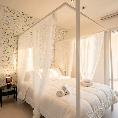Apartament Dimora Venera-modern Comfort With Private Parking *